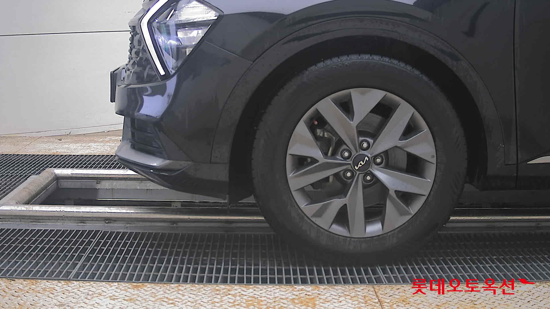 2022 - kia sportage