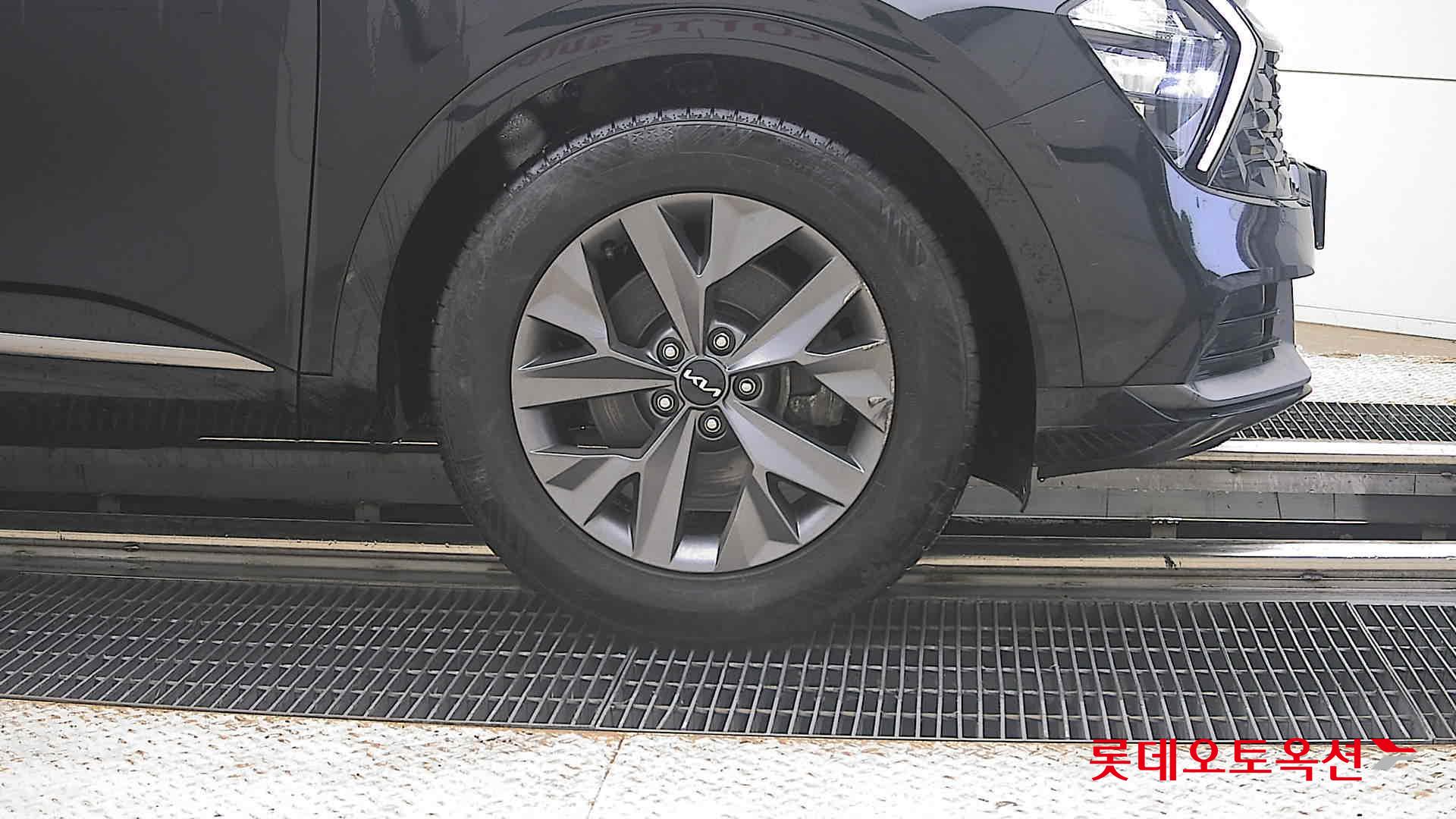 2022 - kia sportage