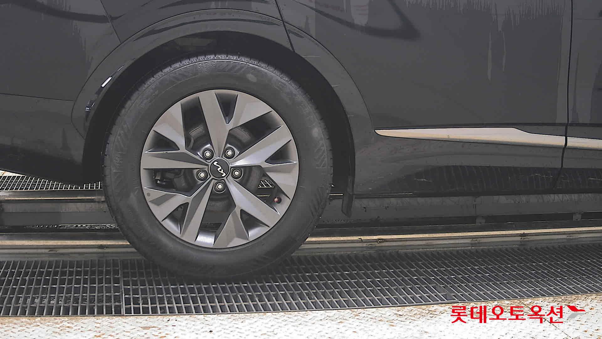 2022 - kia sportage
