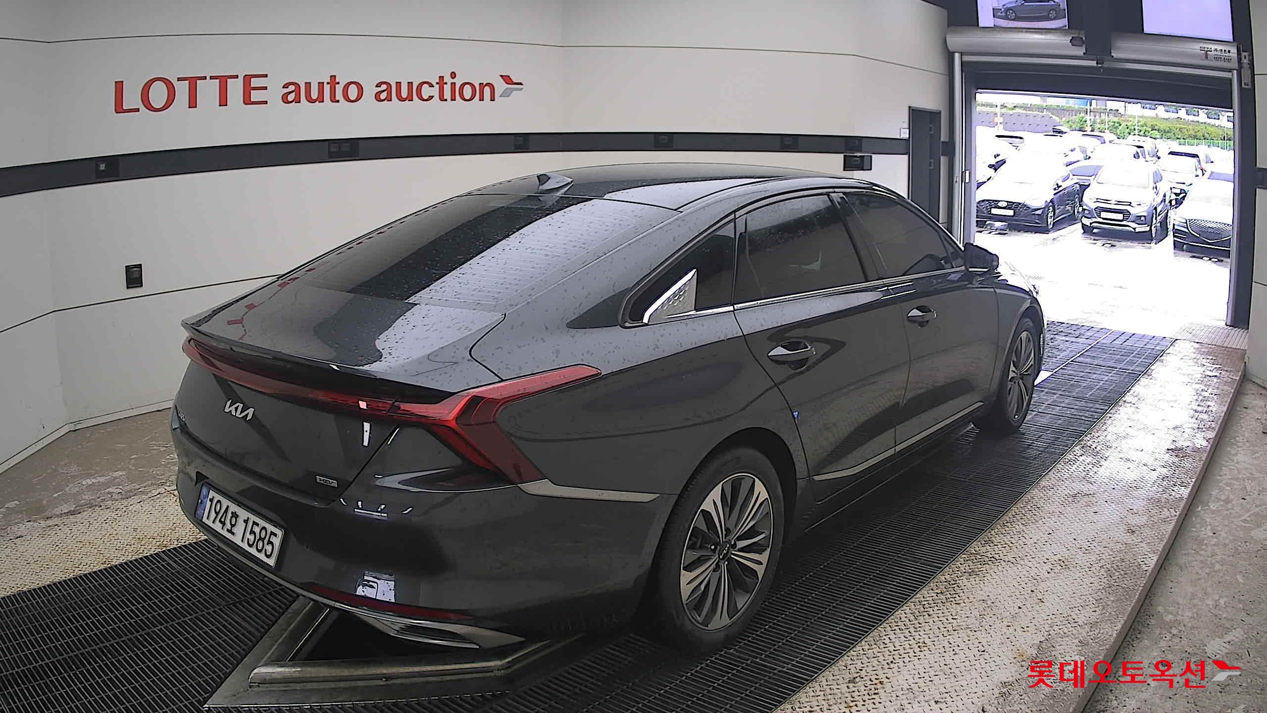 2023 - kia k8