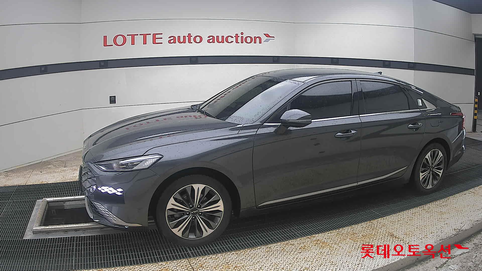 2023 - kia k8