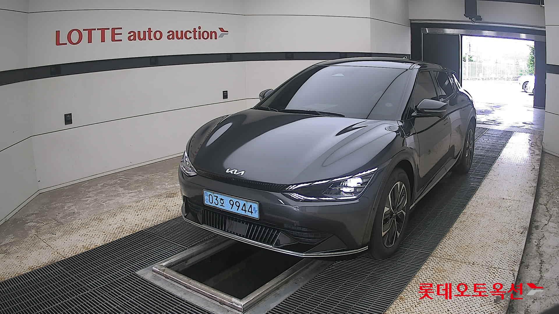 2023 - kia ev6