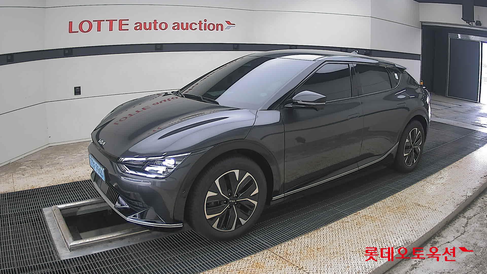 2023 - kia ev6