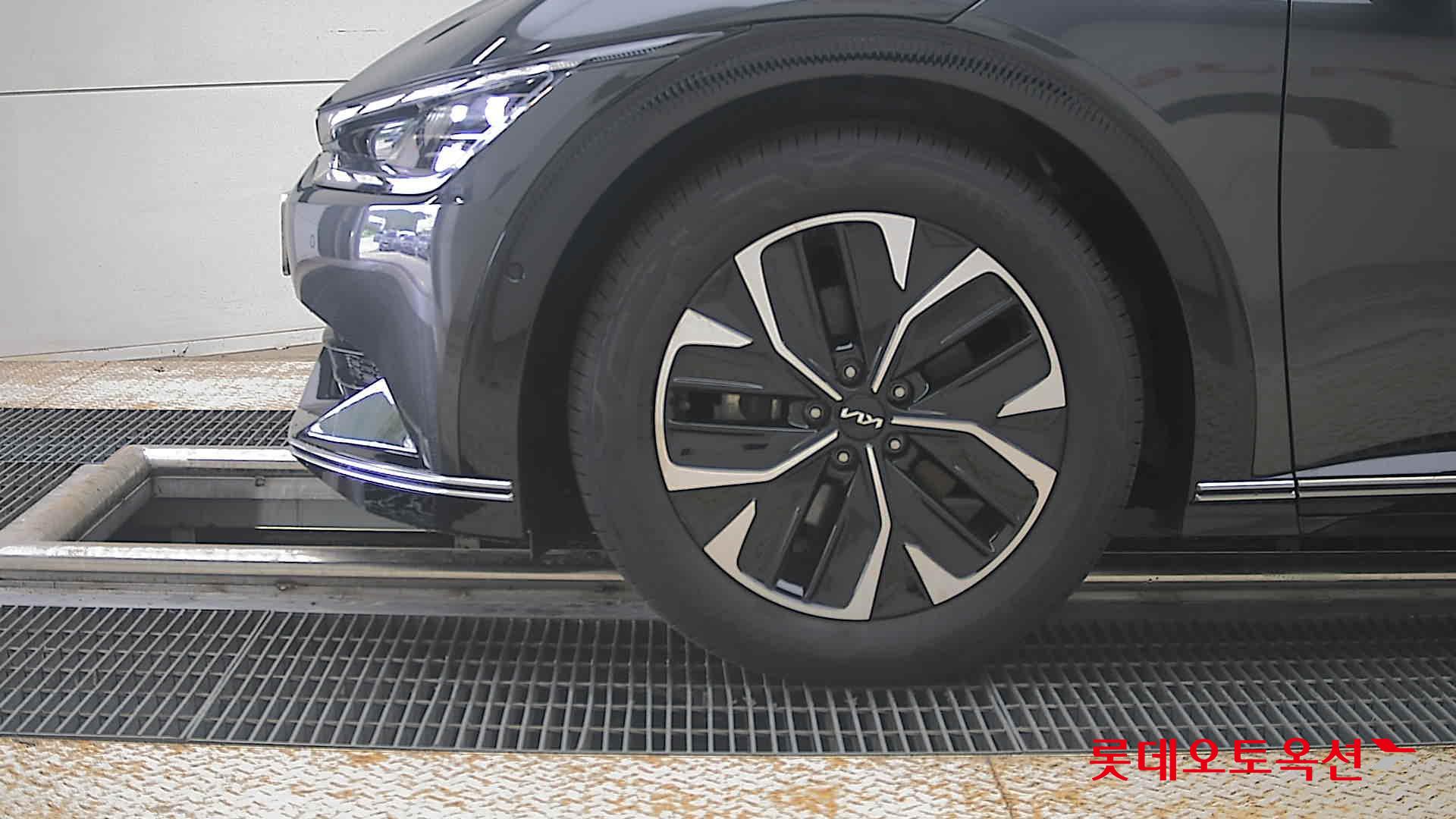 2023 - kia ev6