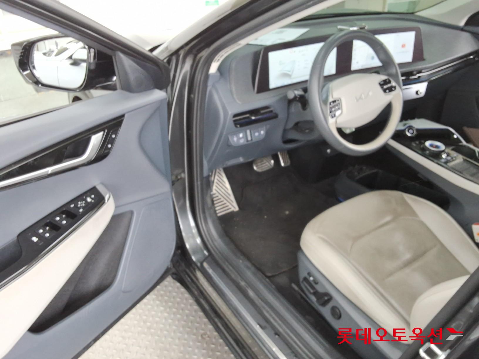 2023 - kia ev6