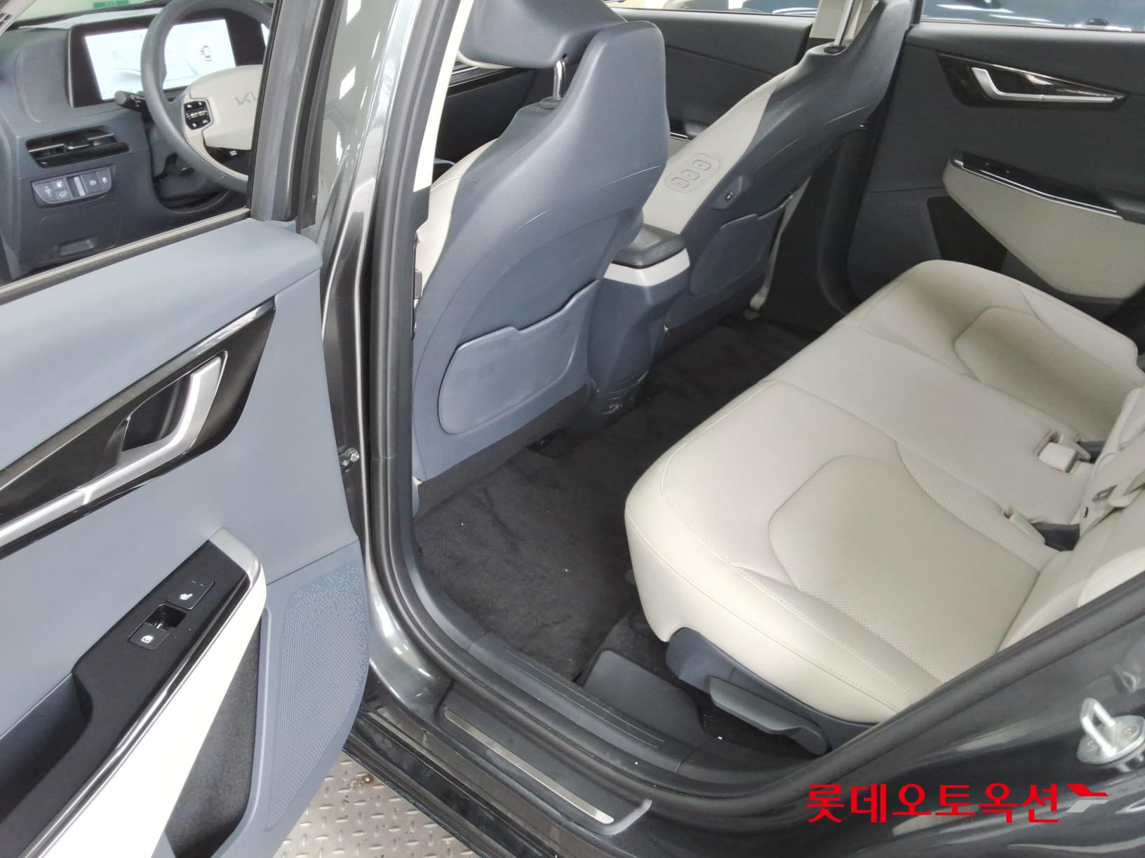 2023 - kia ev6