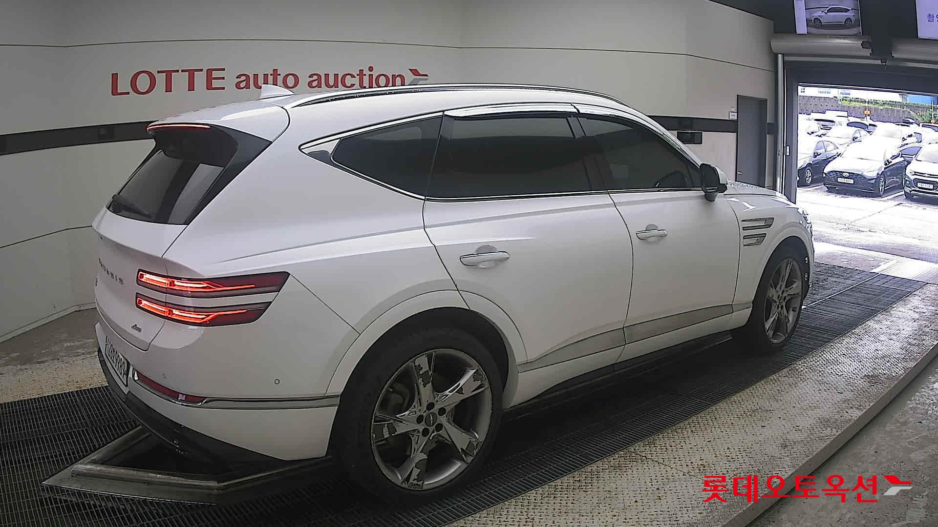 2020 - genesis gv80