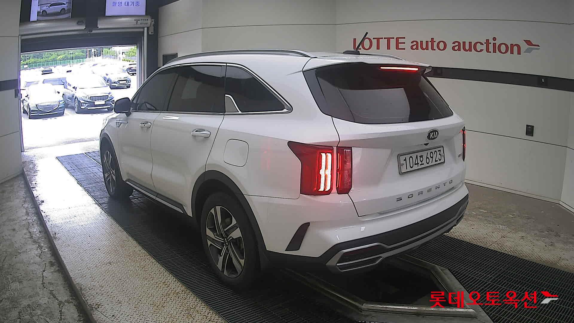 2021 - kia sorento