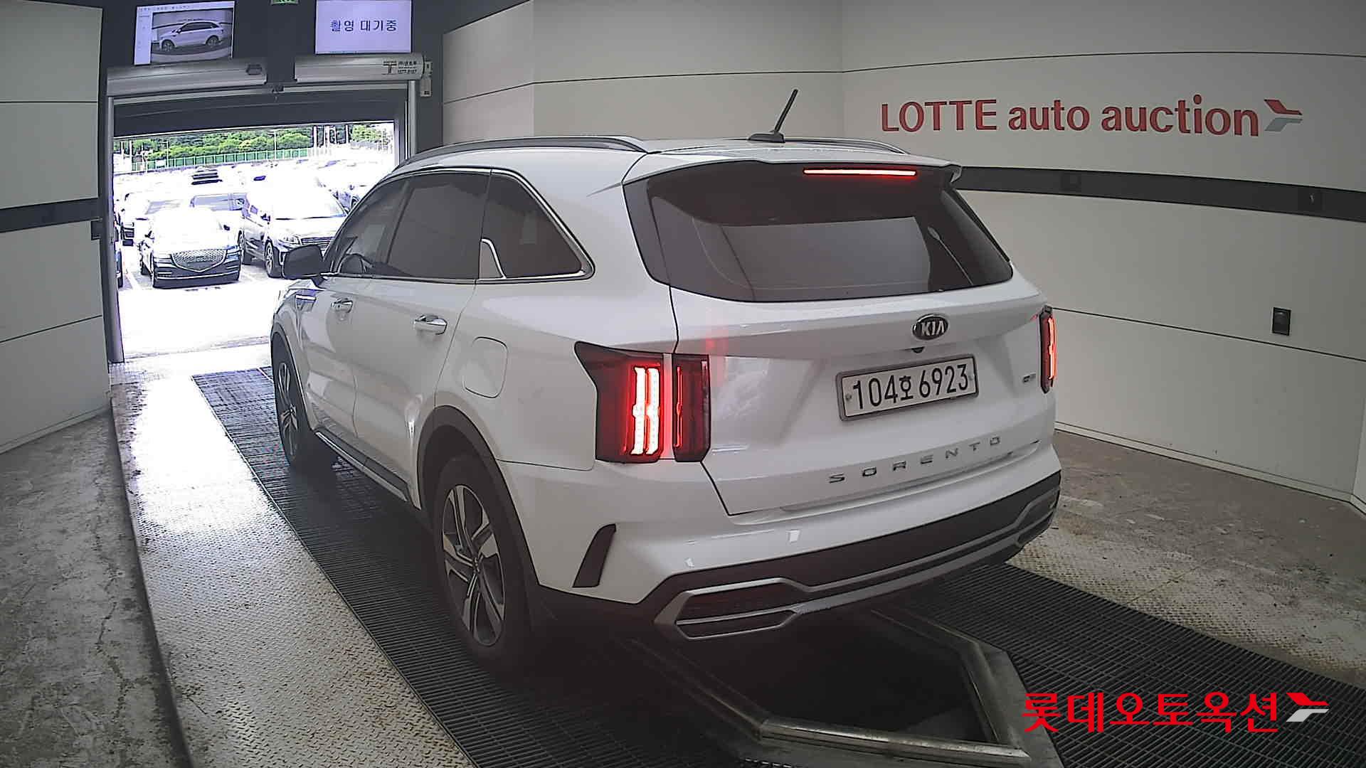 2021 - kia sorento
