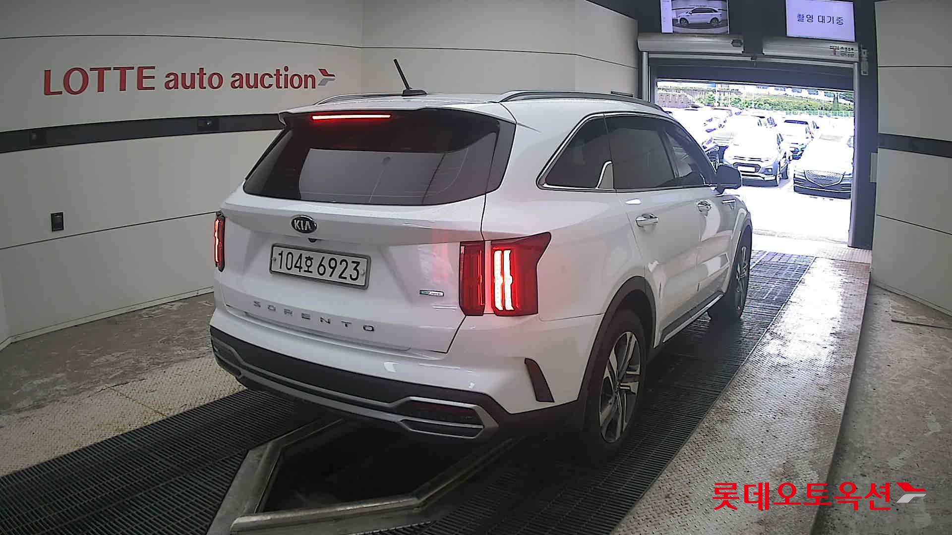 2021 - kia sorento