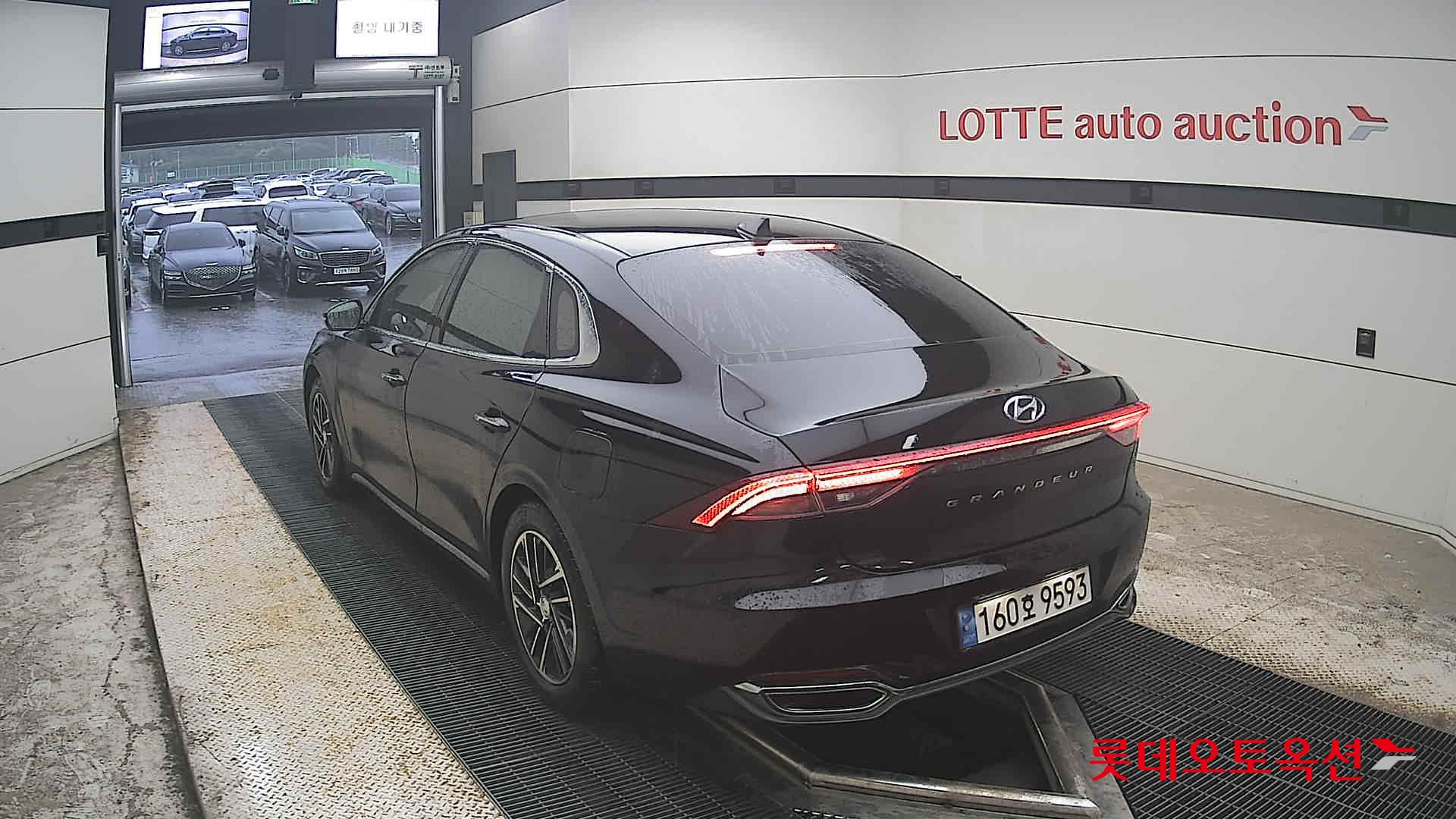 2022 - hyundai grandeur