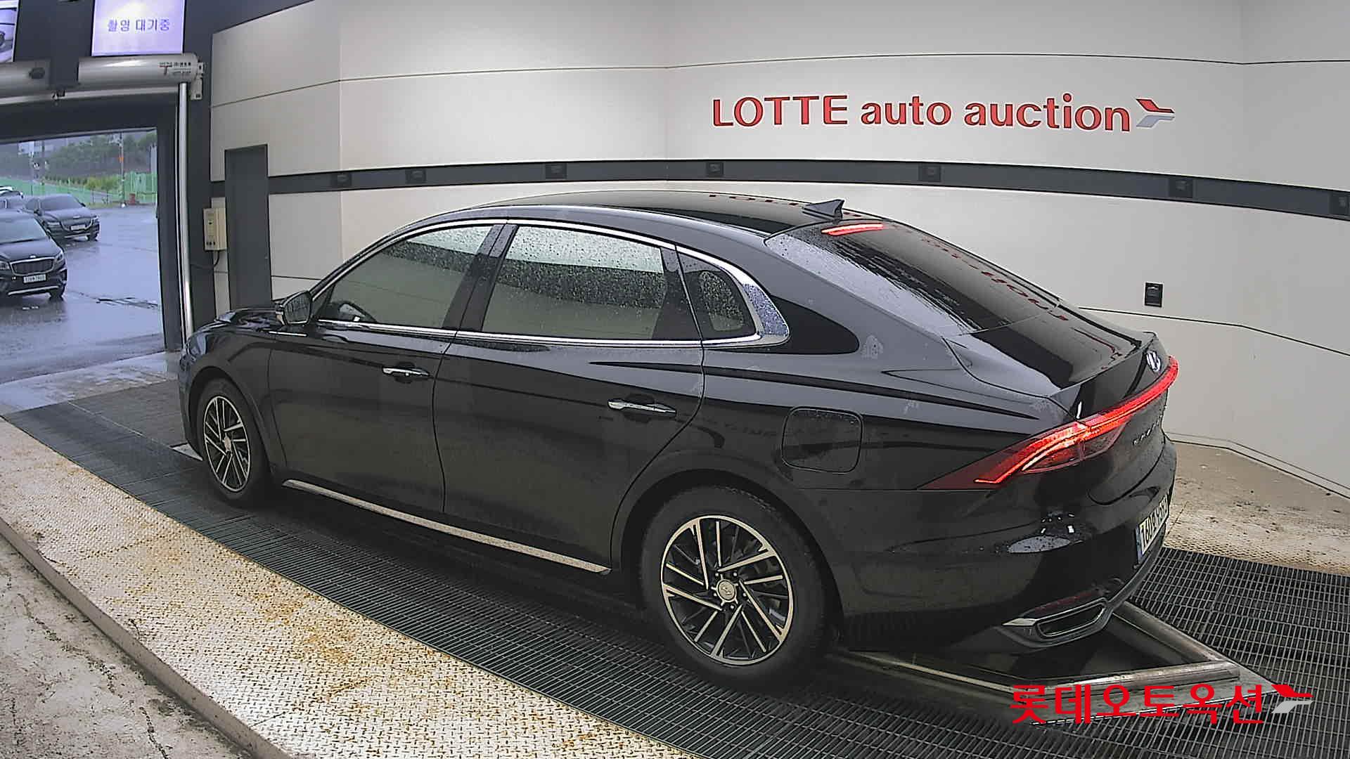 2022 - hyundai grandeur