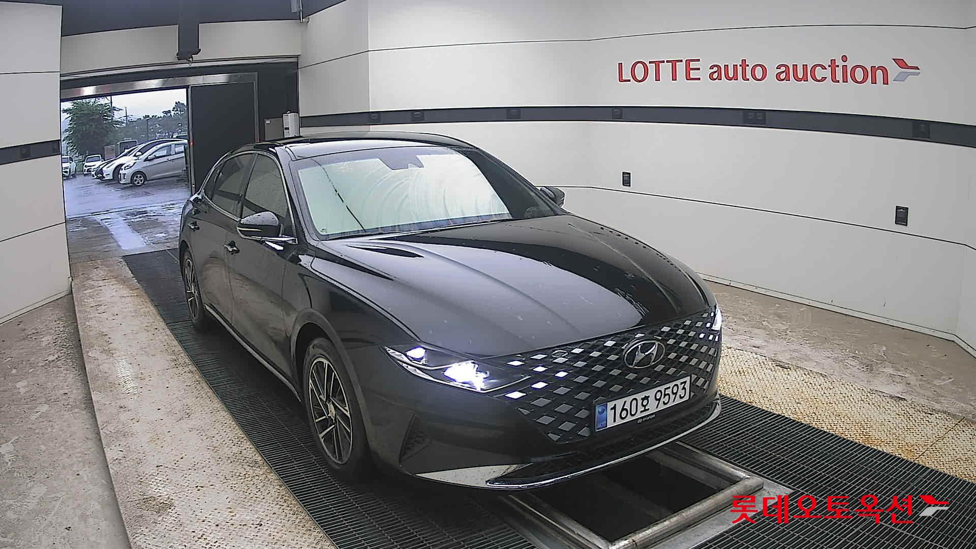 2022 - hyundai grandeur