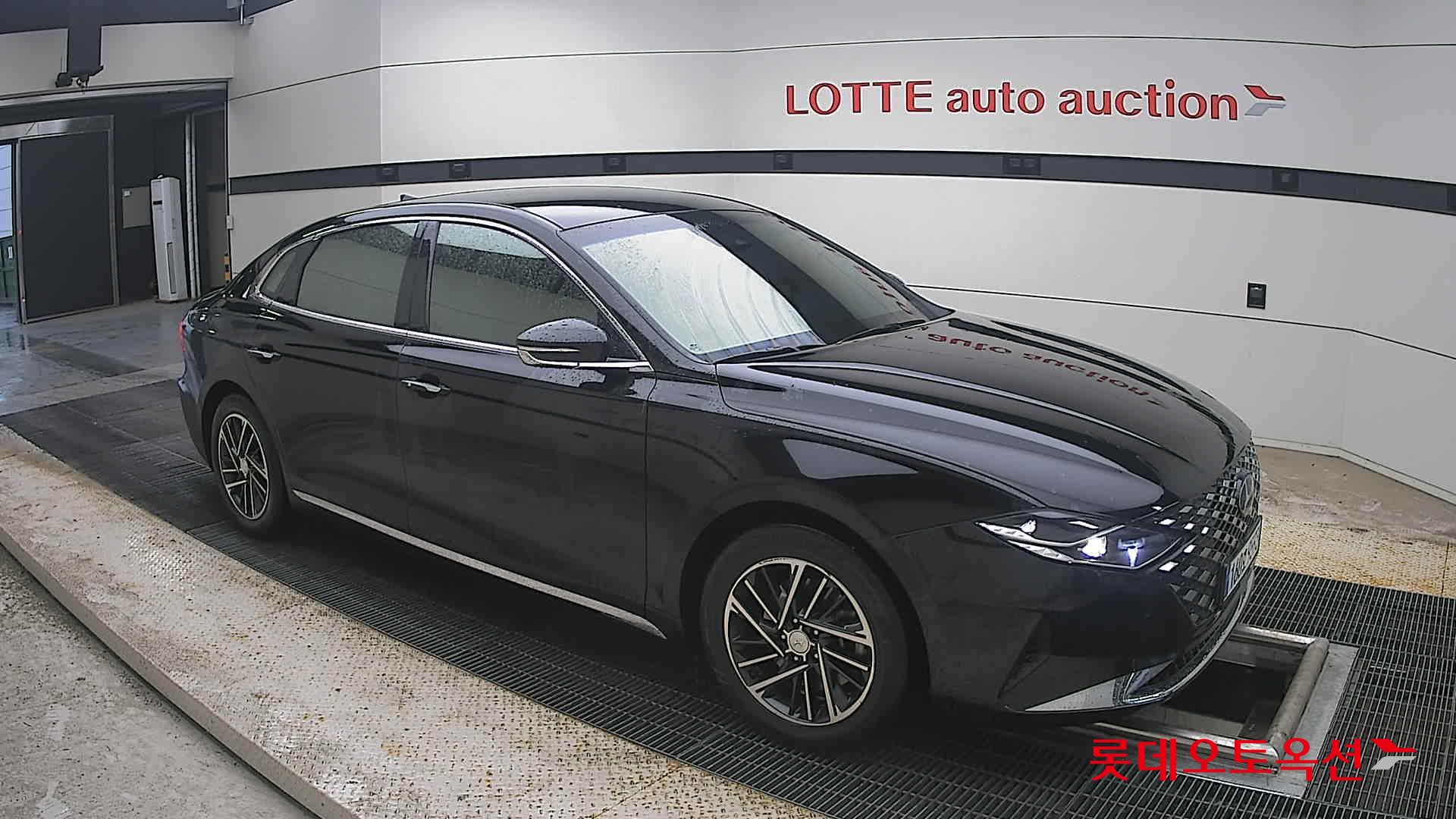 2022 - hyundai grandeur