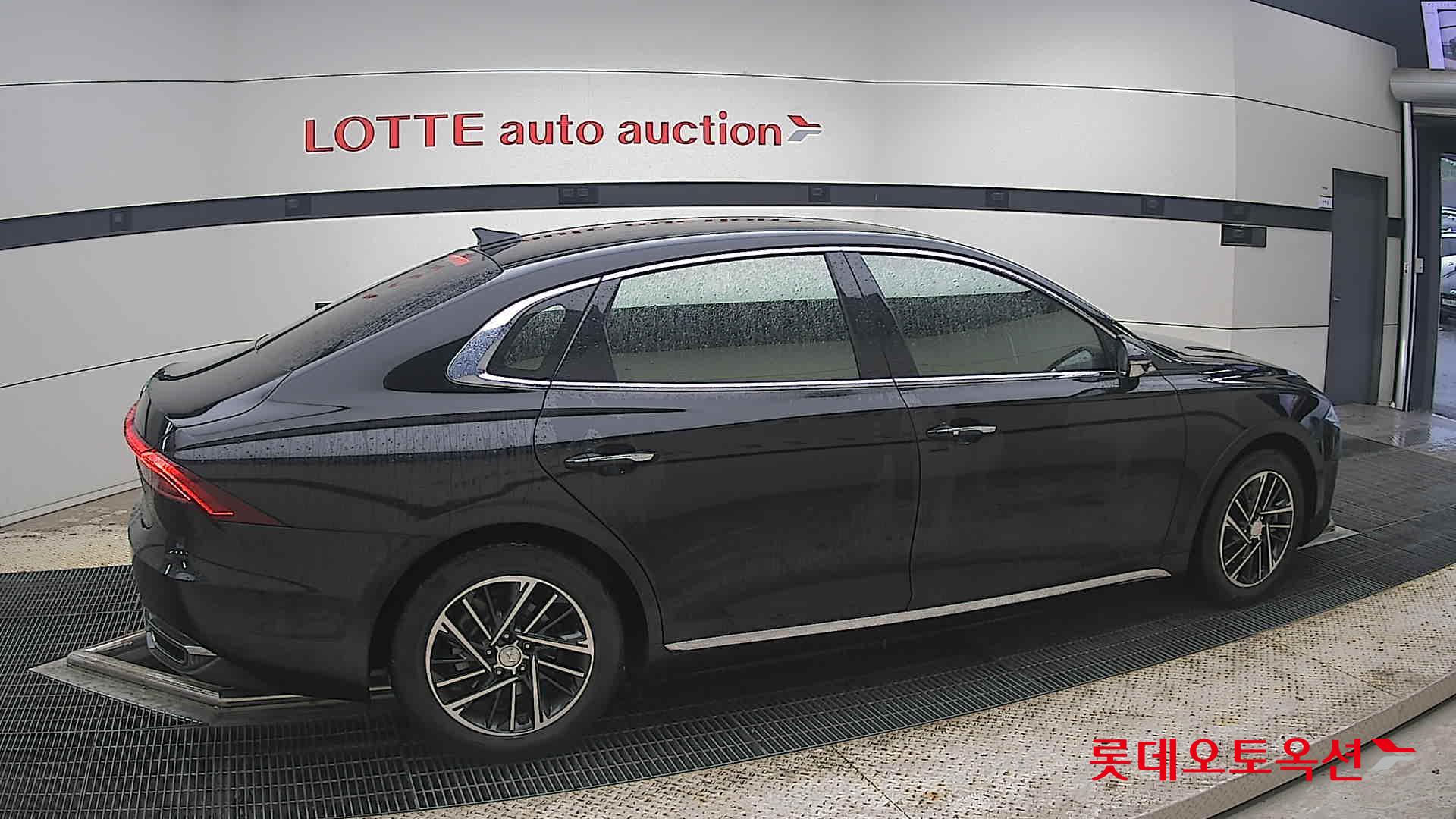 2022 - hyundai grandeur