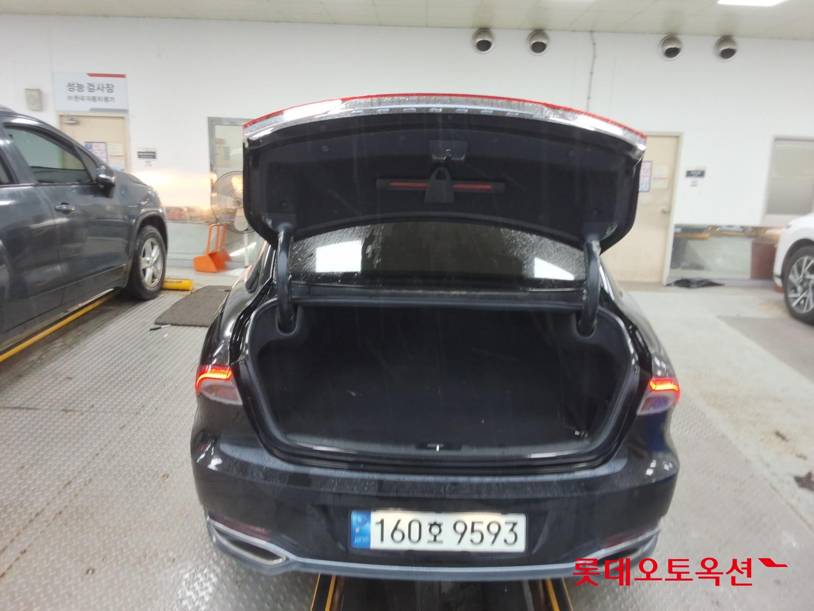 2022 - hyundai grandeur