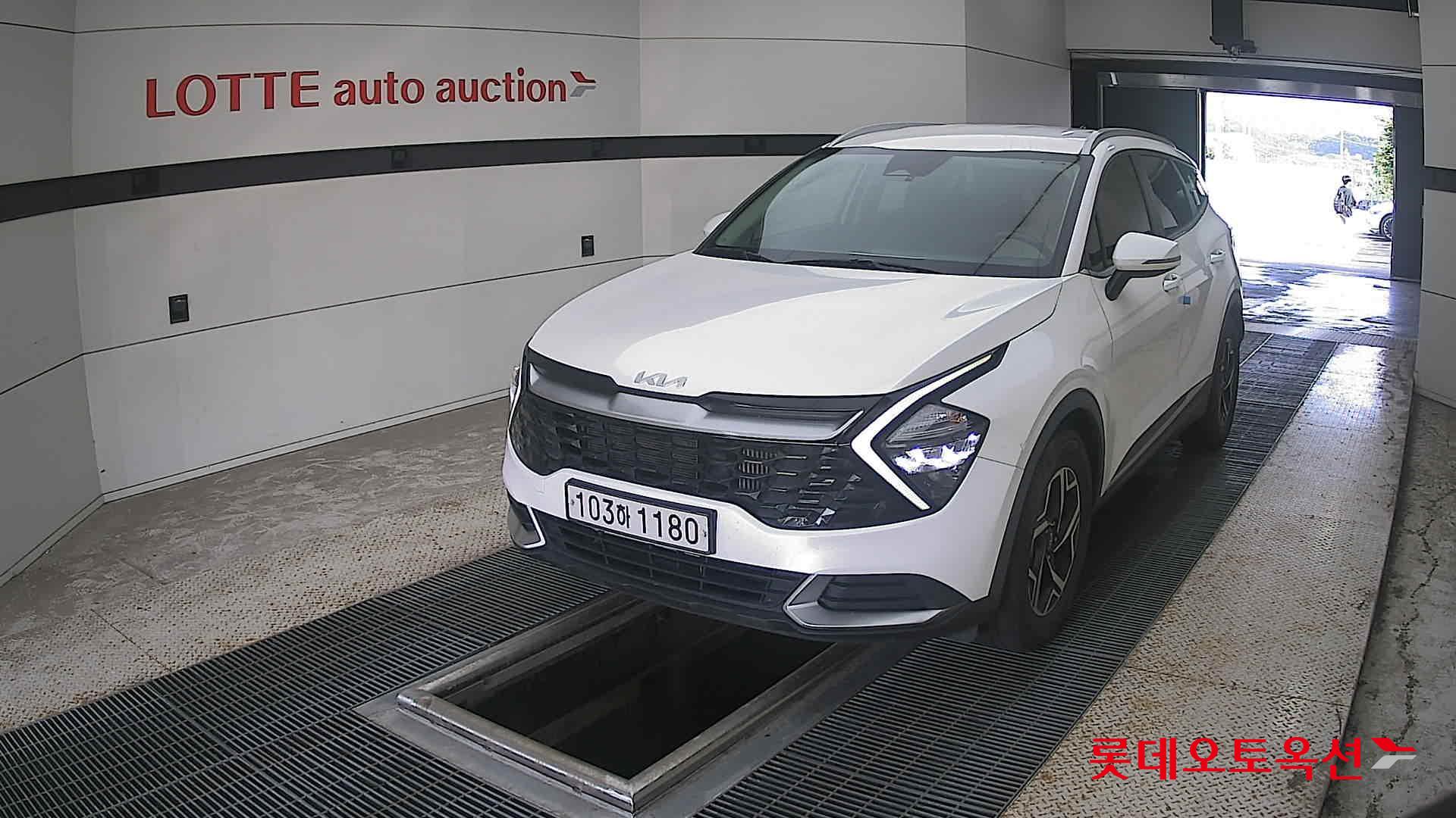 2022 - kia sportage