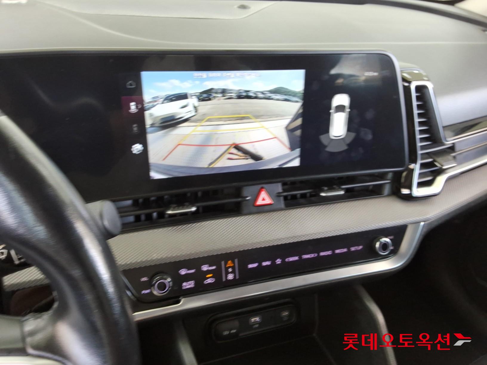 2022 - kia sportage