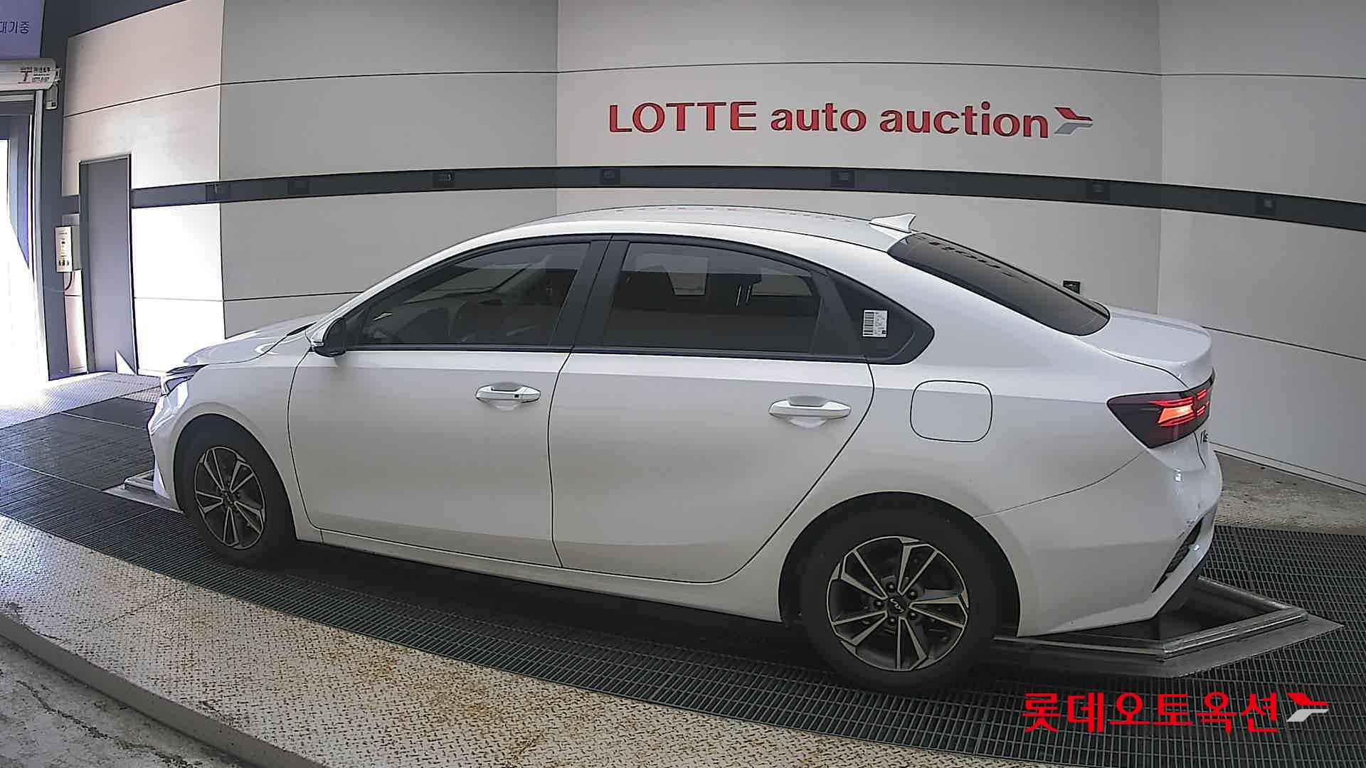 2022 - kia k3