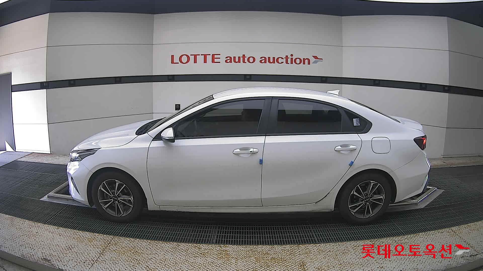 2022 - kia k3