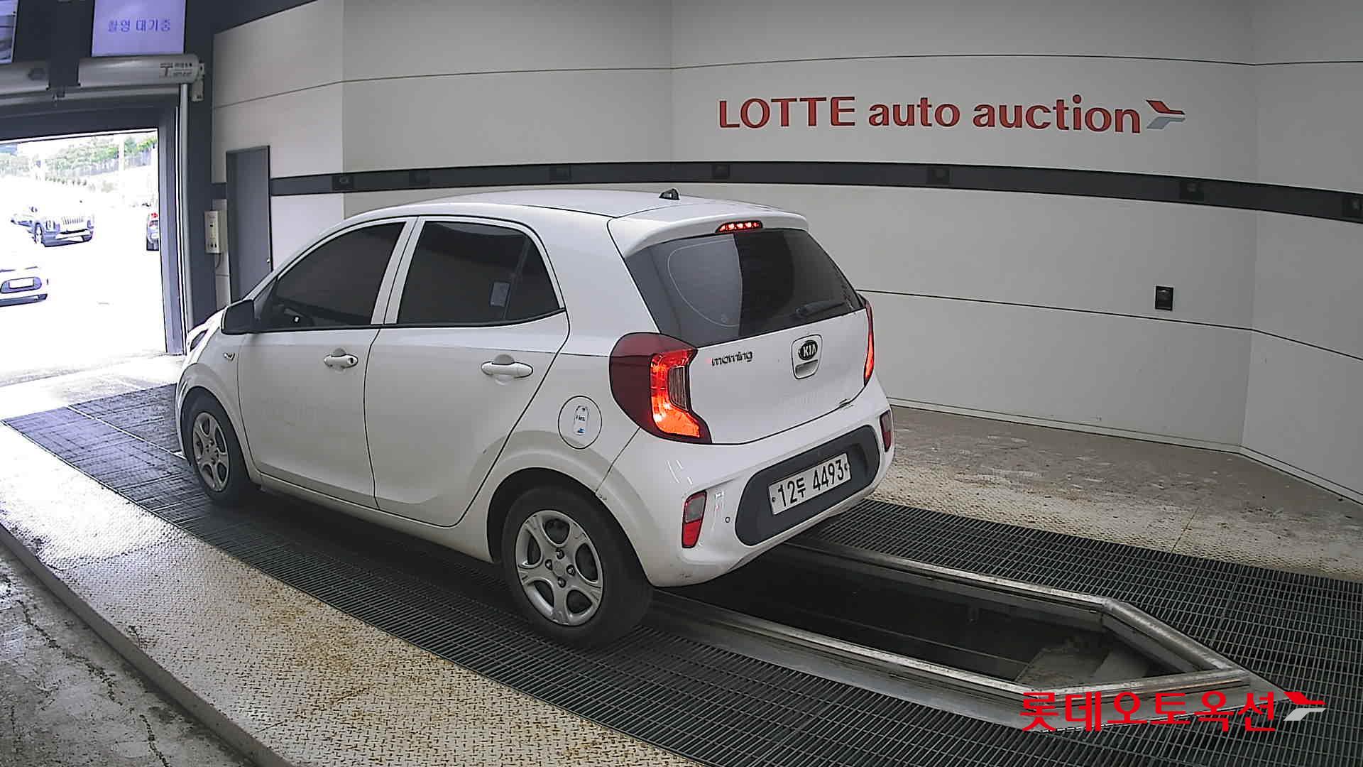 2019 - kia morning