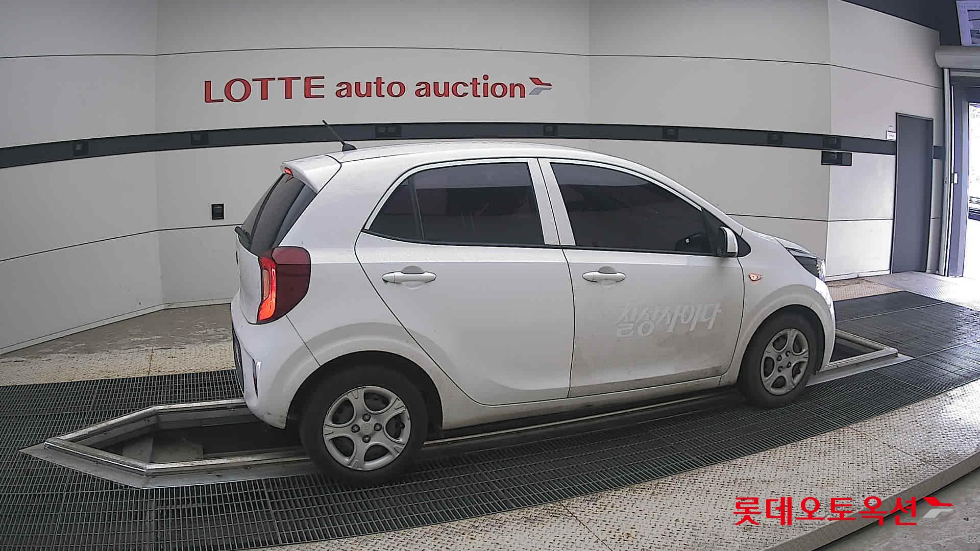 2019 - kia morning