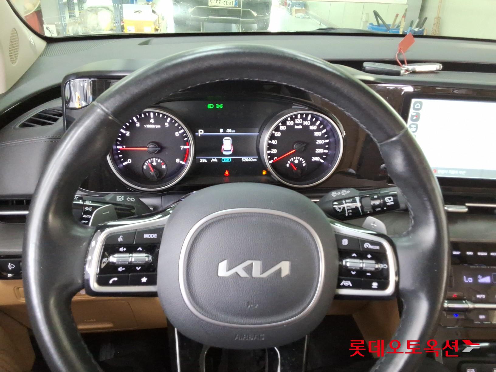 2022 - kia carnival