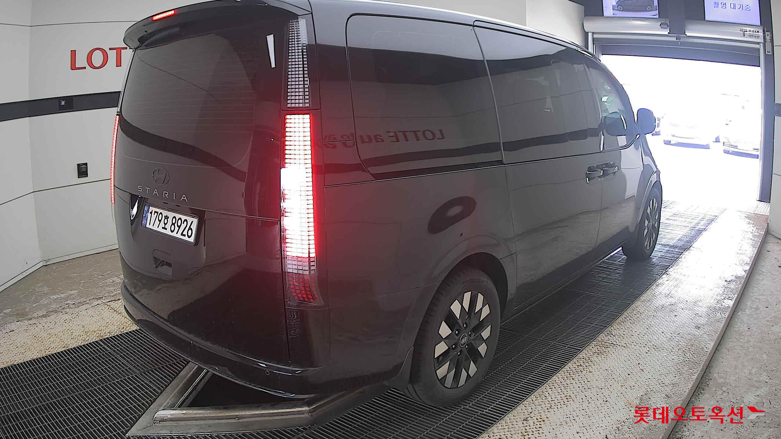 2025 - hyundai staria