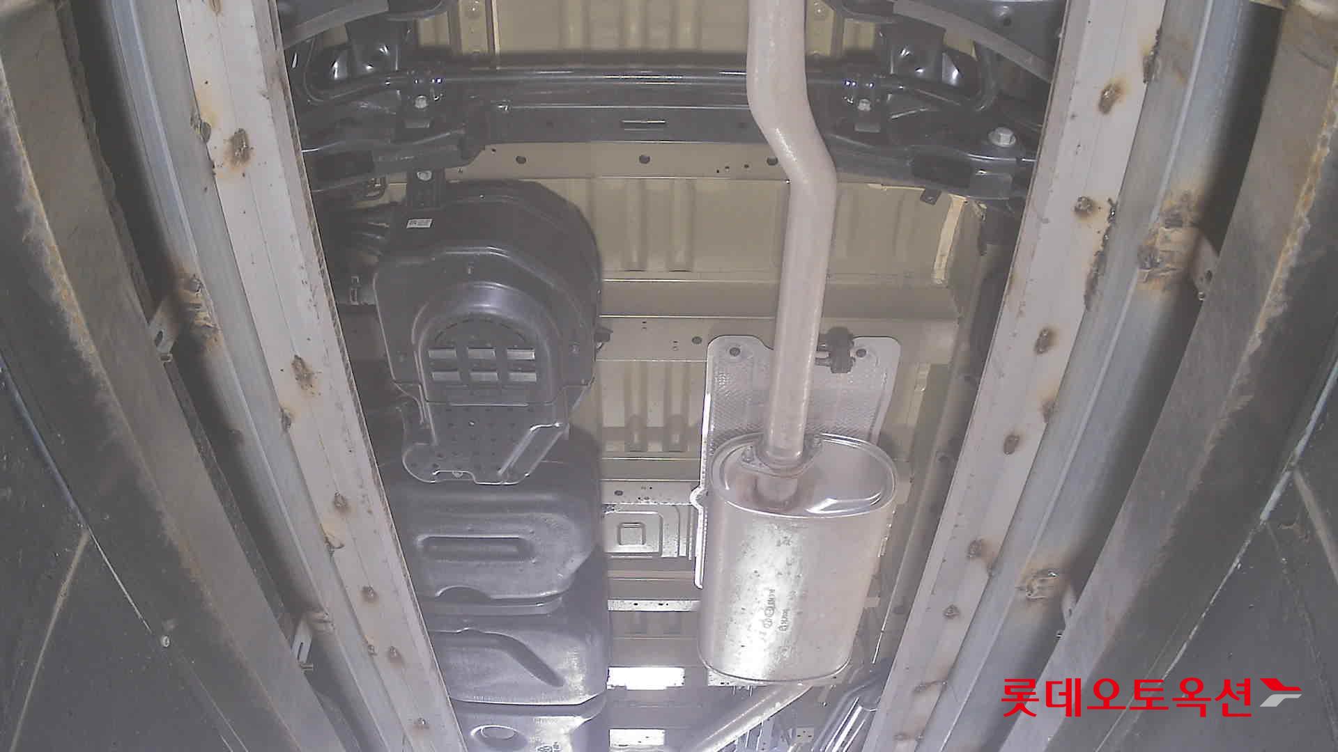 2025 - hyundai staria