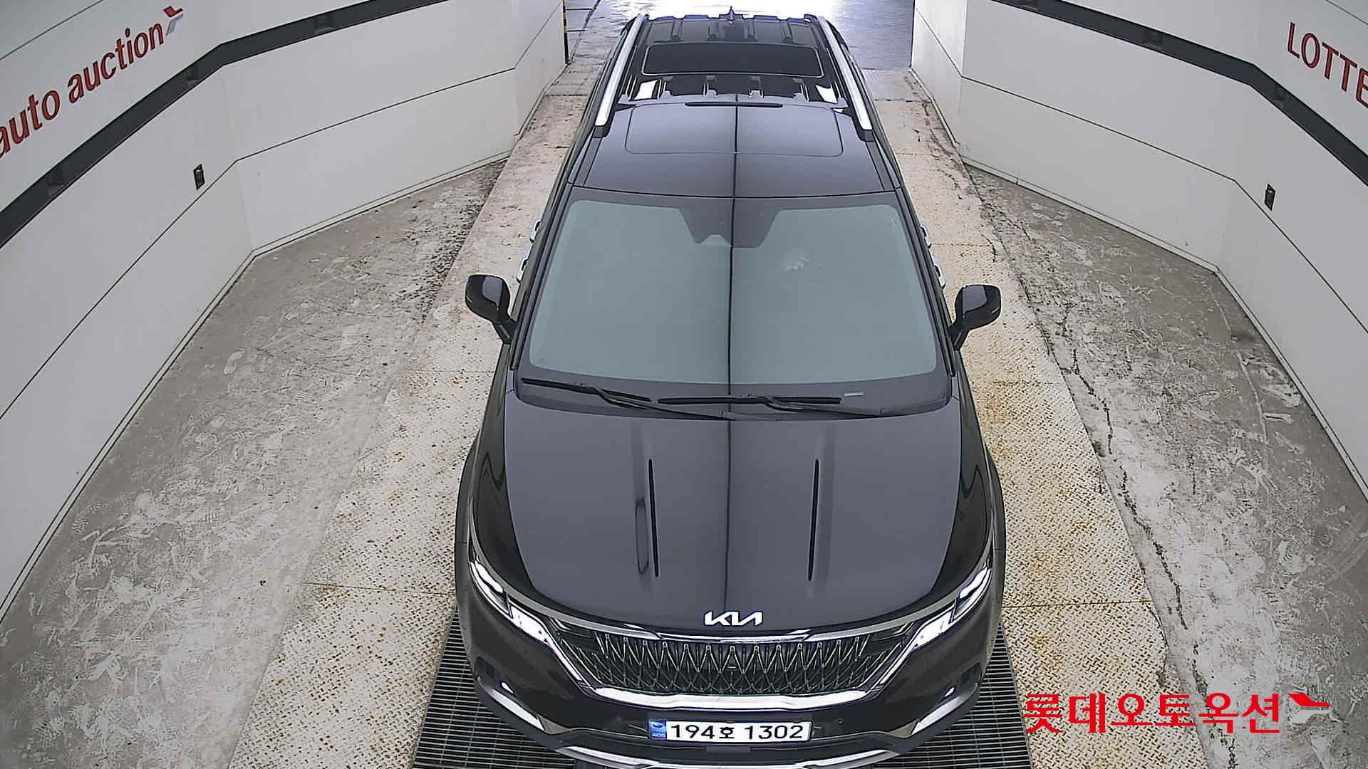 2023 - kia carnival