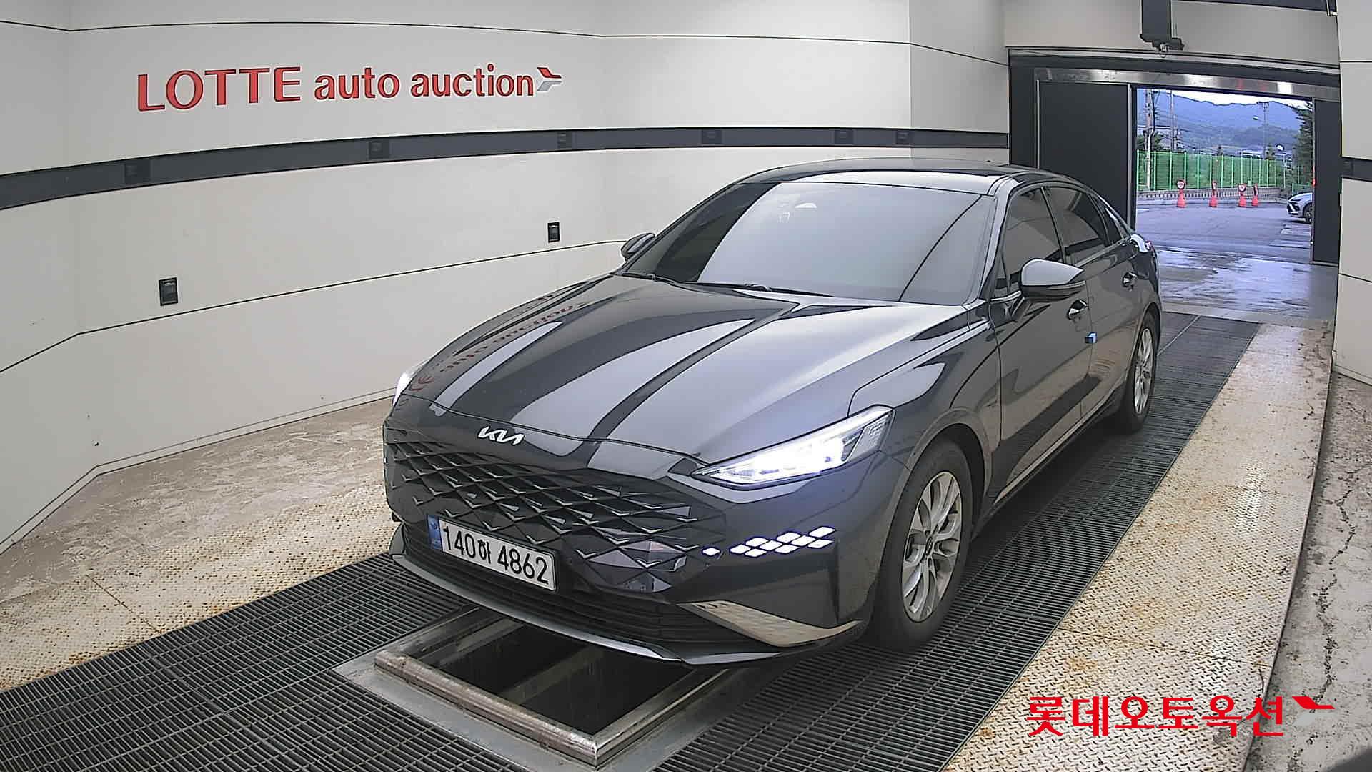 2022 - kia k8