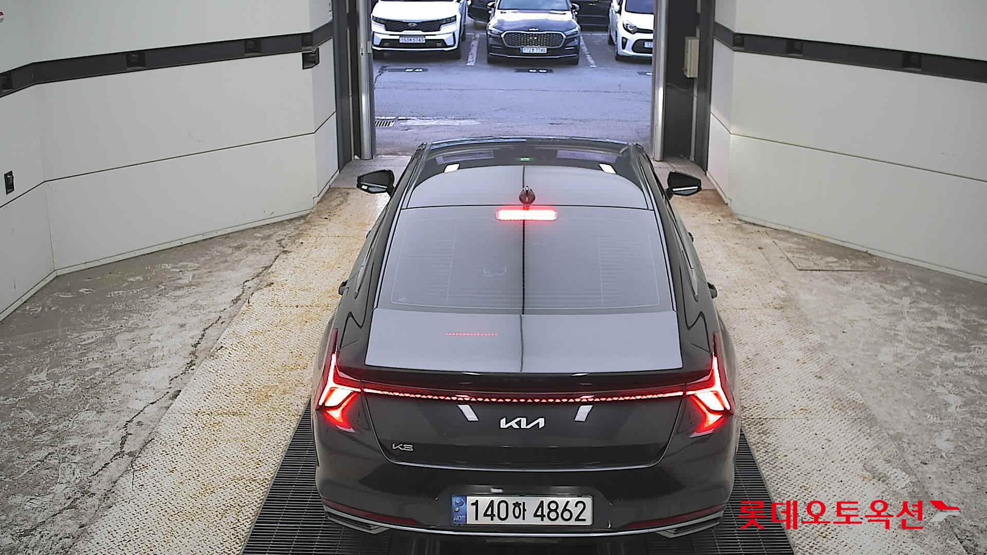 2022 - kia k8