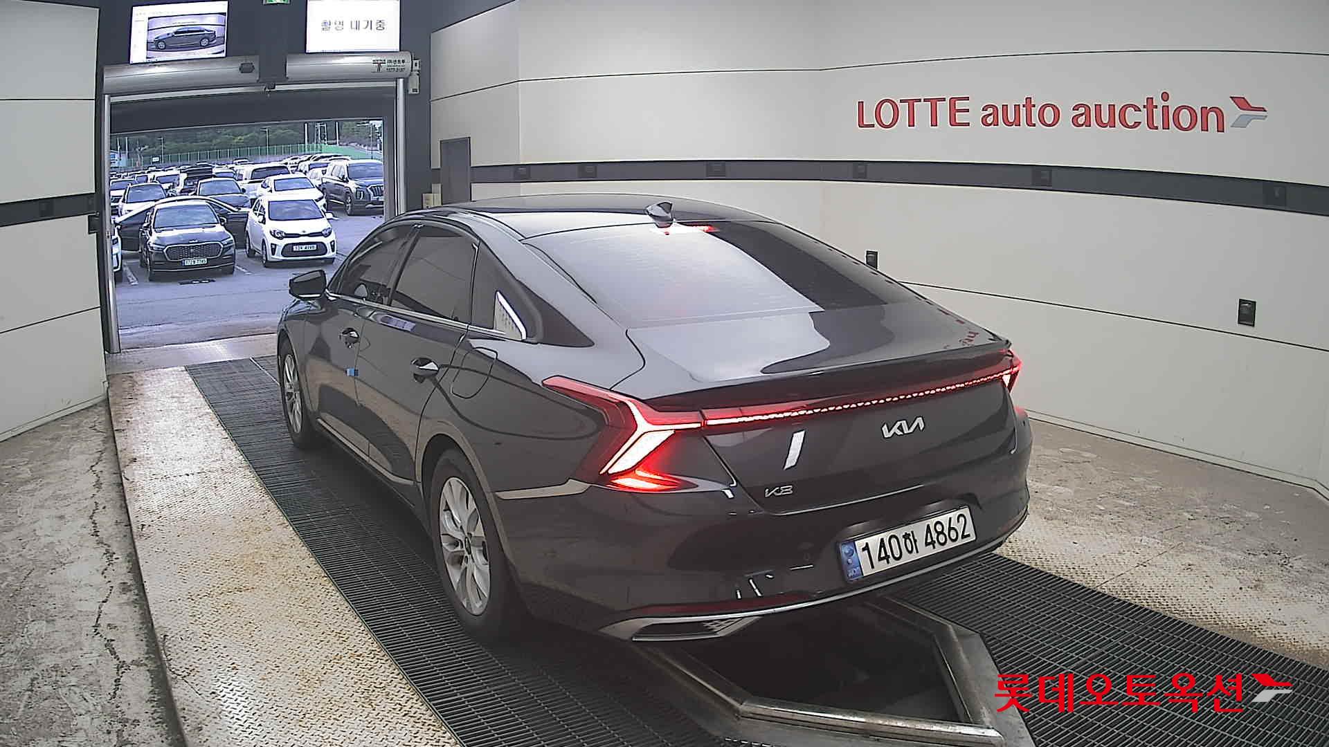 2022 - kia k8