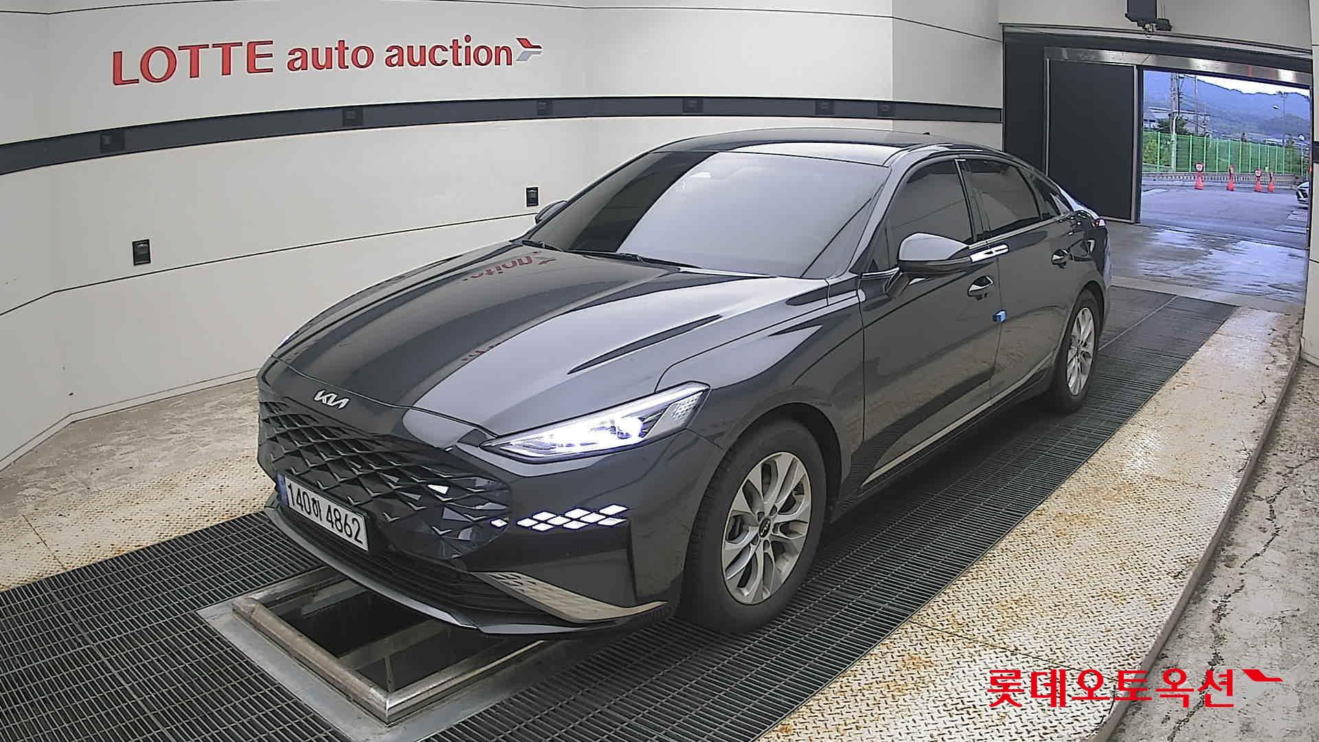 2022 - kia k8