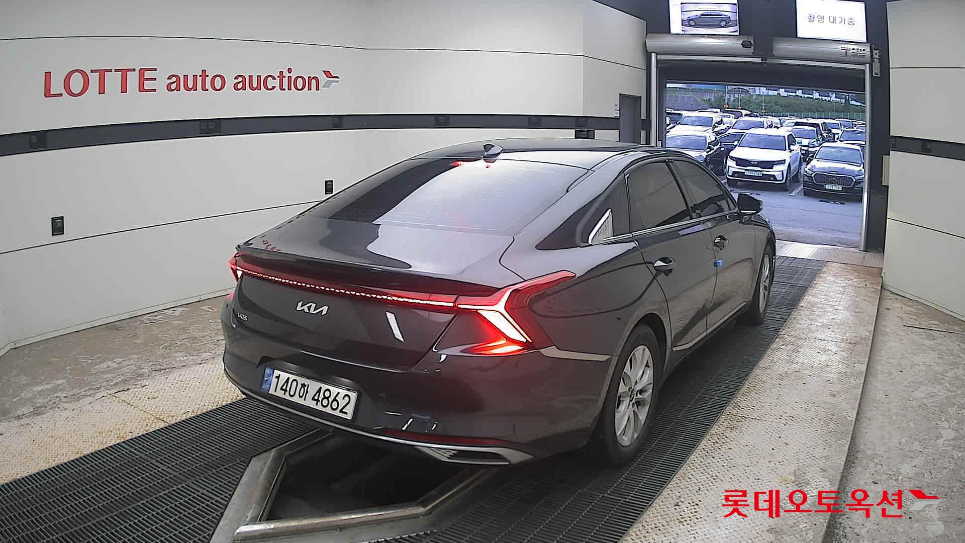 2022 - kia k8
