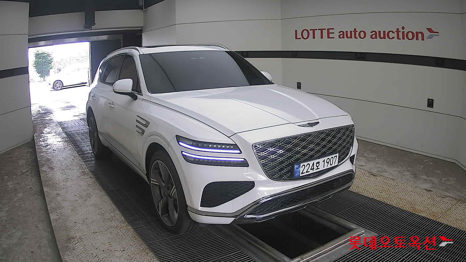 2024 - genesis gv80