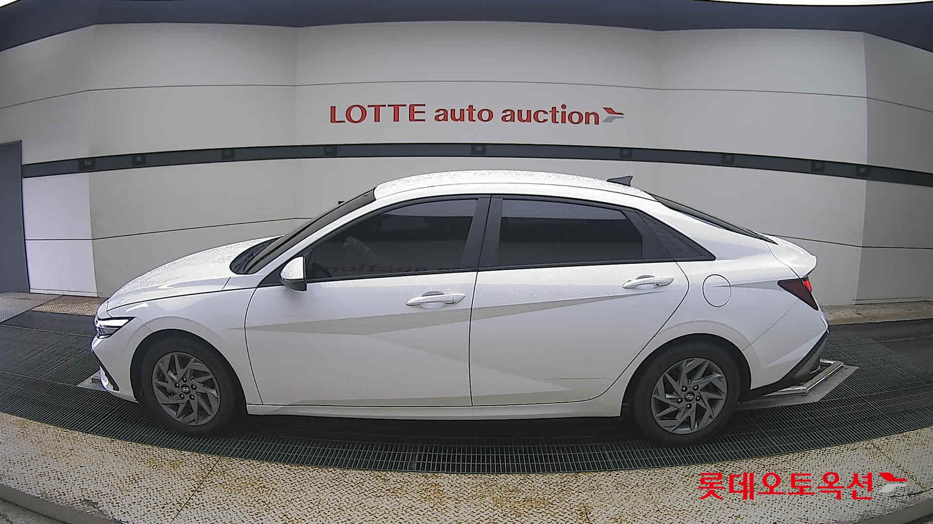 2024 - hyundai avante