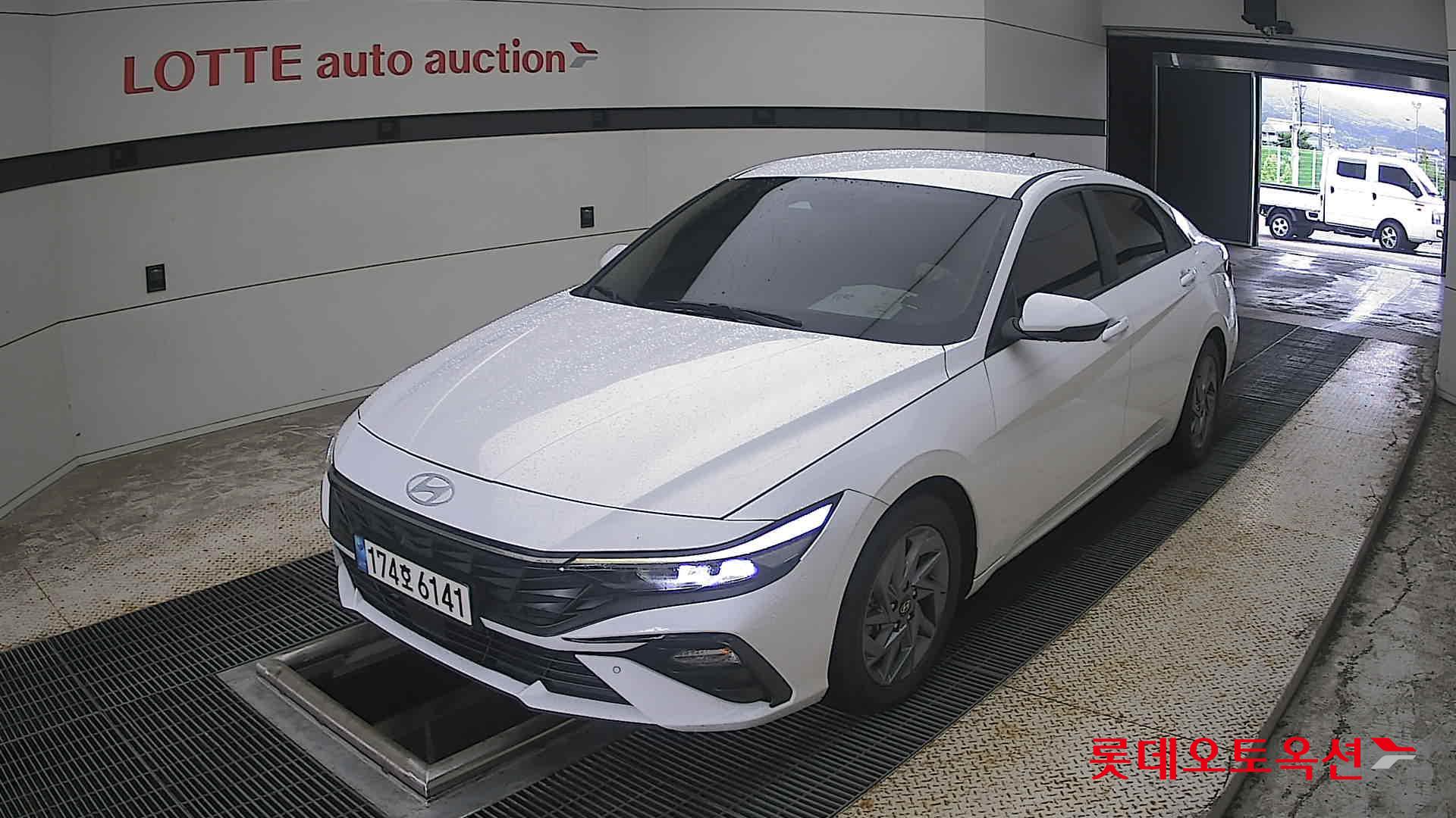 2024 - hyundai avante