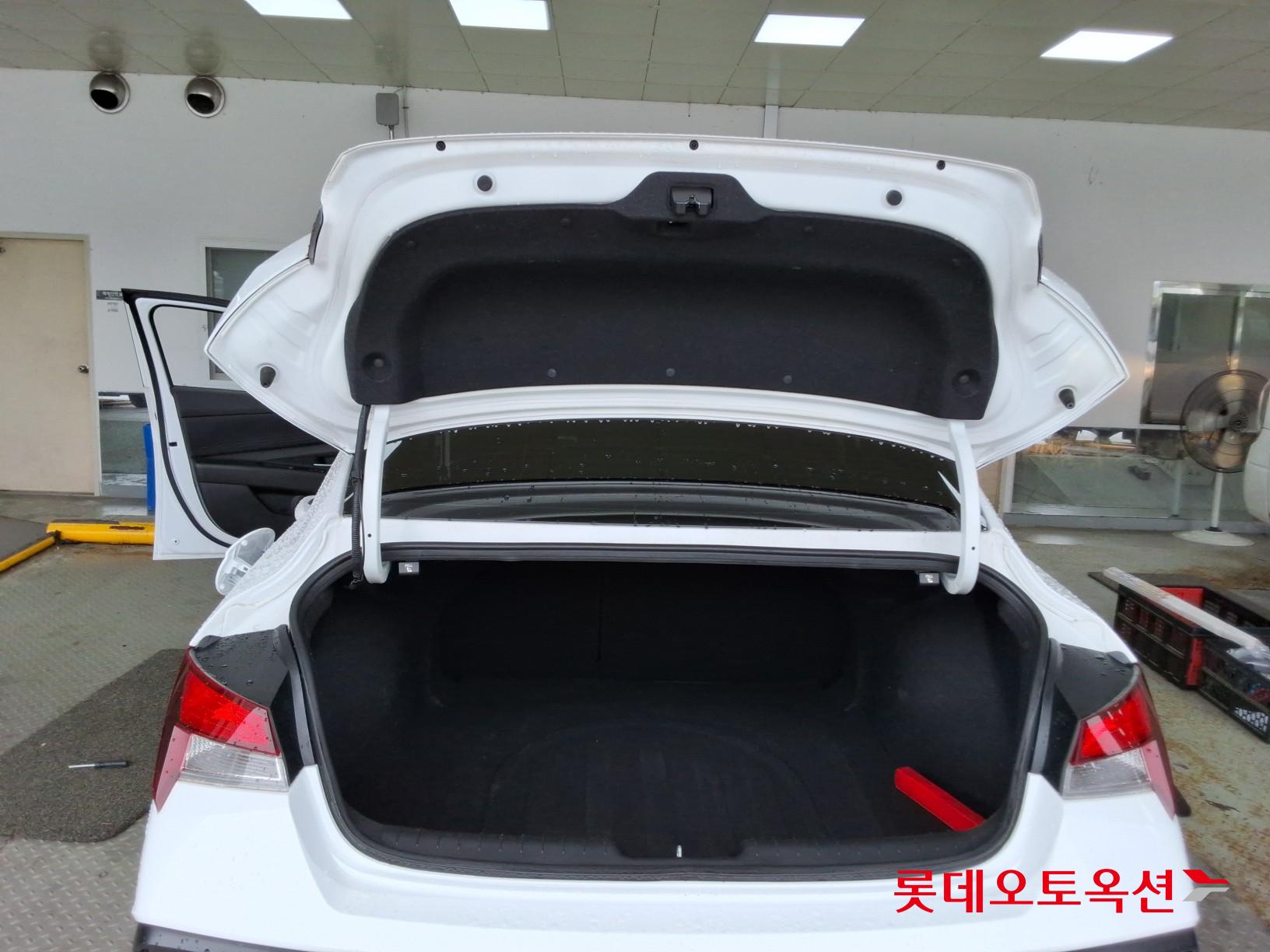 2024 - hyundai avante
