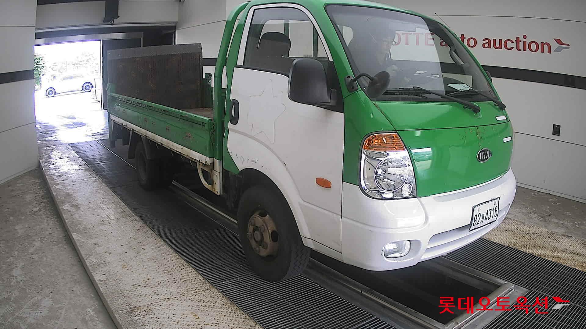 2009 - kia bongo