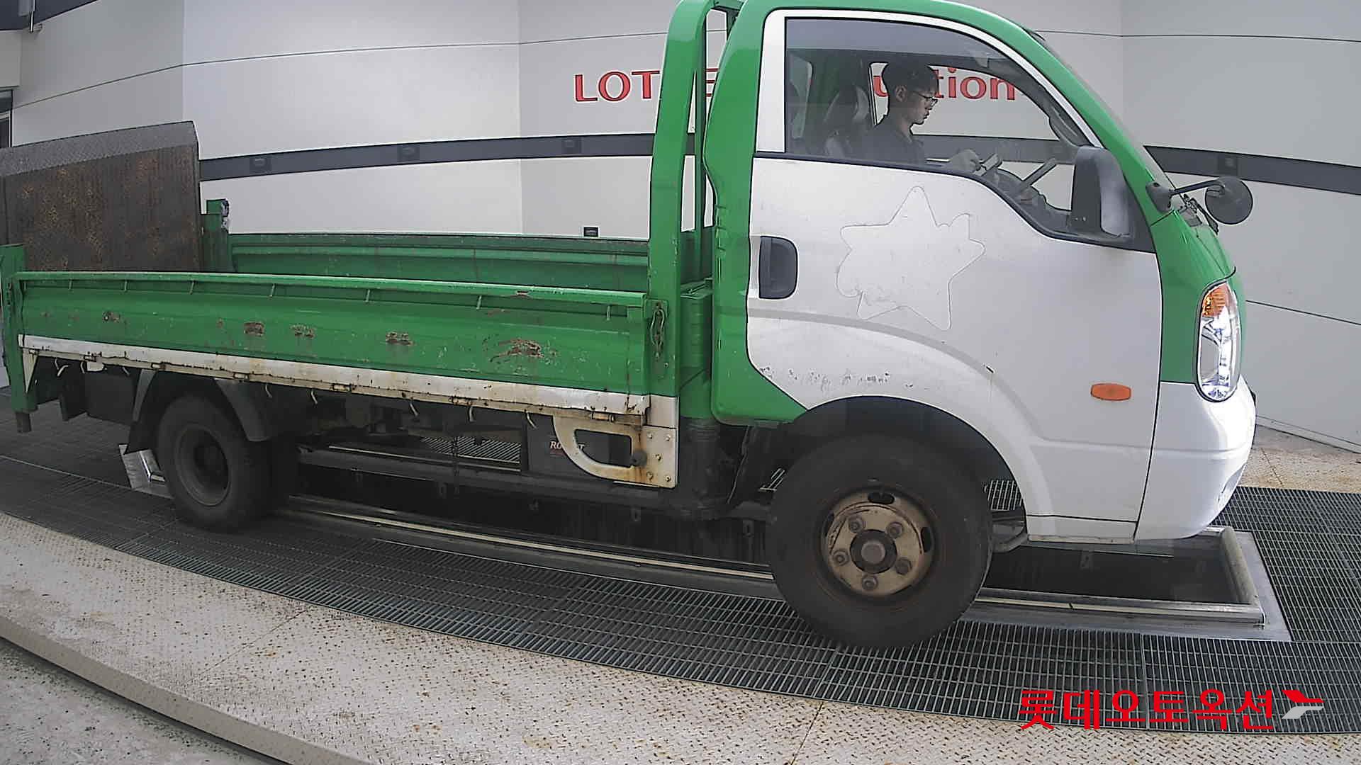 2009 - kia bongo