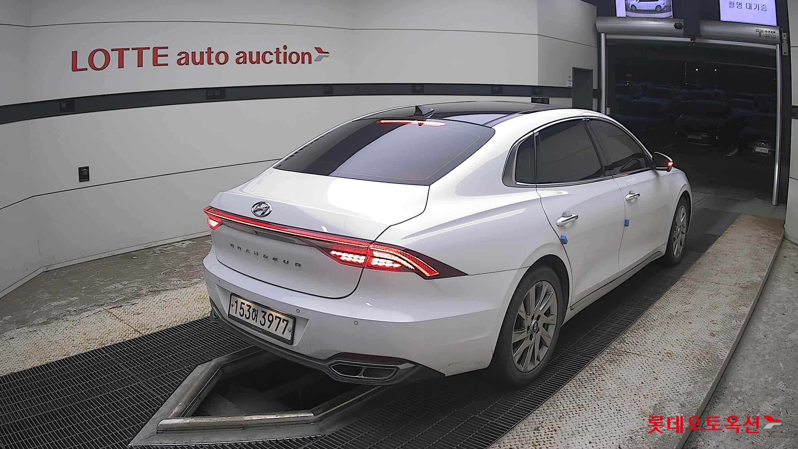 2021 - hyundai grandeur