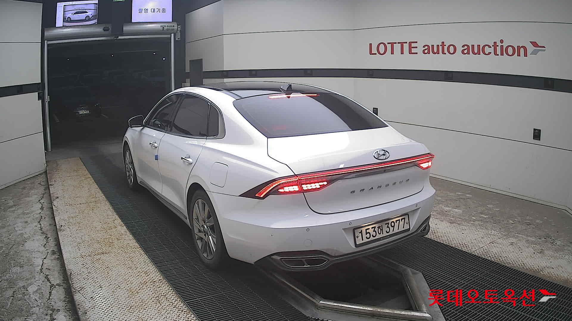 2021 - hyundai grandeur