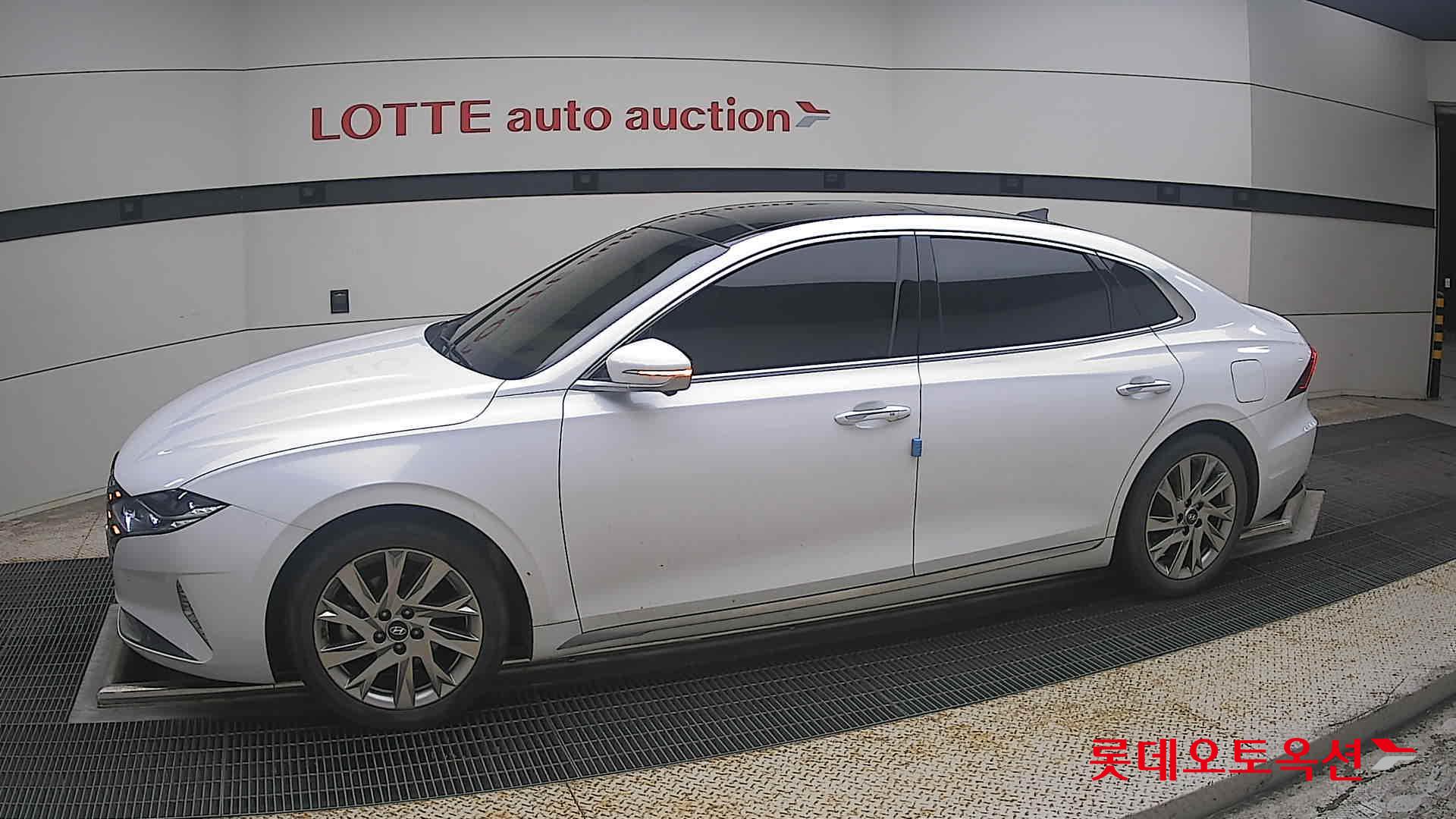 2021 - hyundai grandeur
