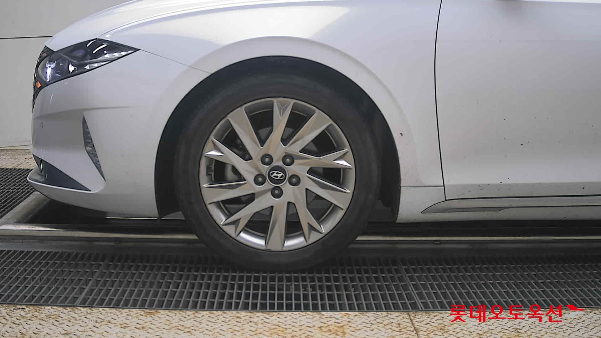 2021 - hyundai grandeur