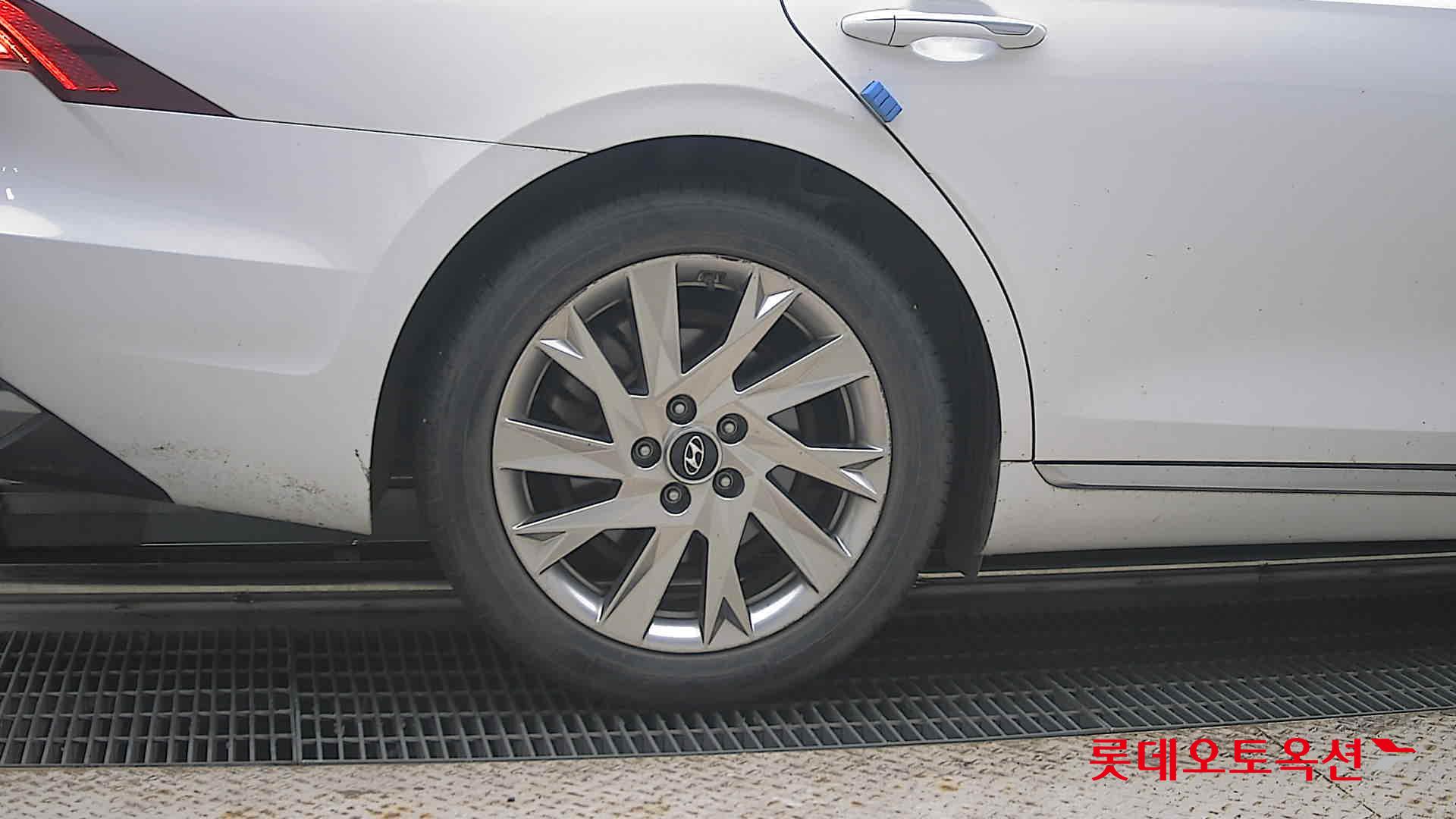 2021 - hyundai grandeur
