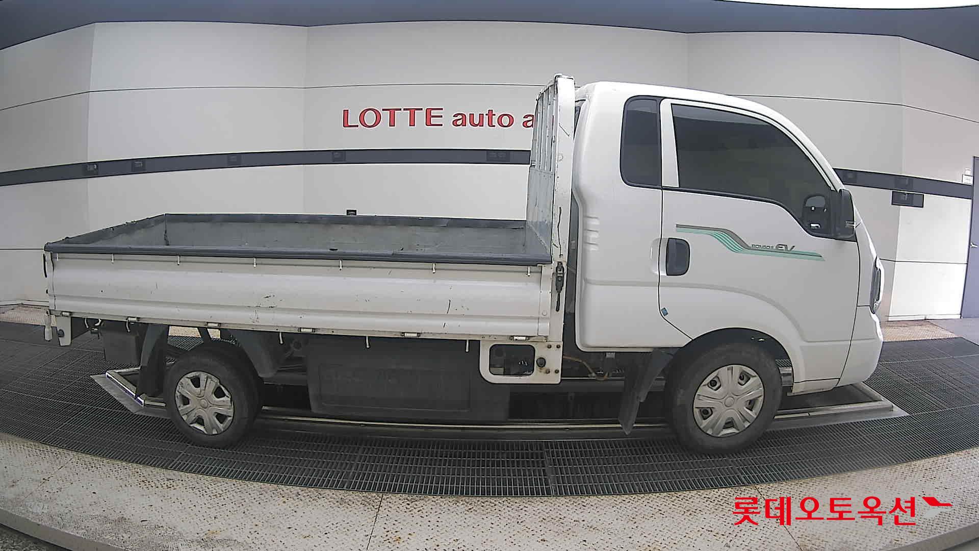 2022 - kia bongo