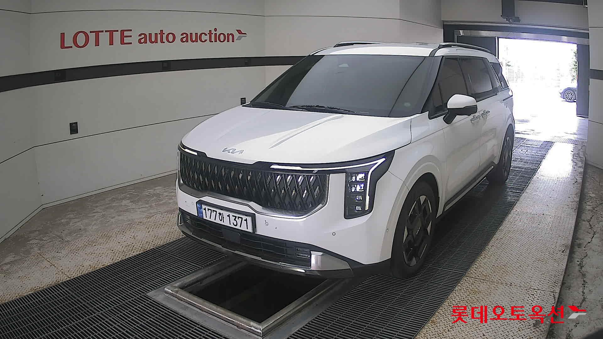 2024 - kia carnival
