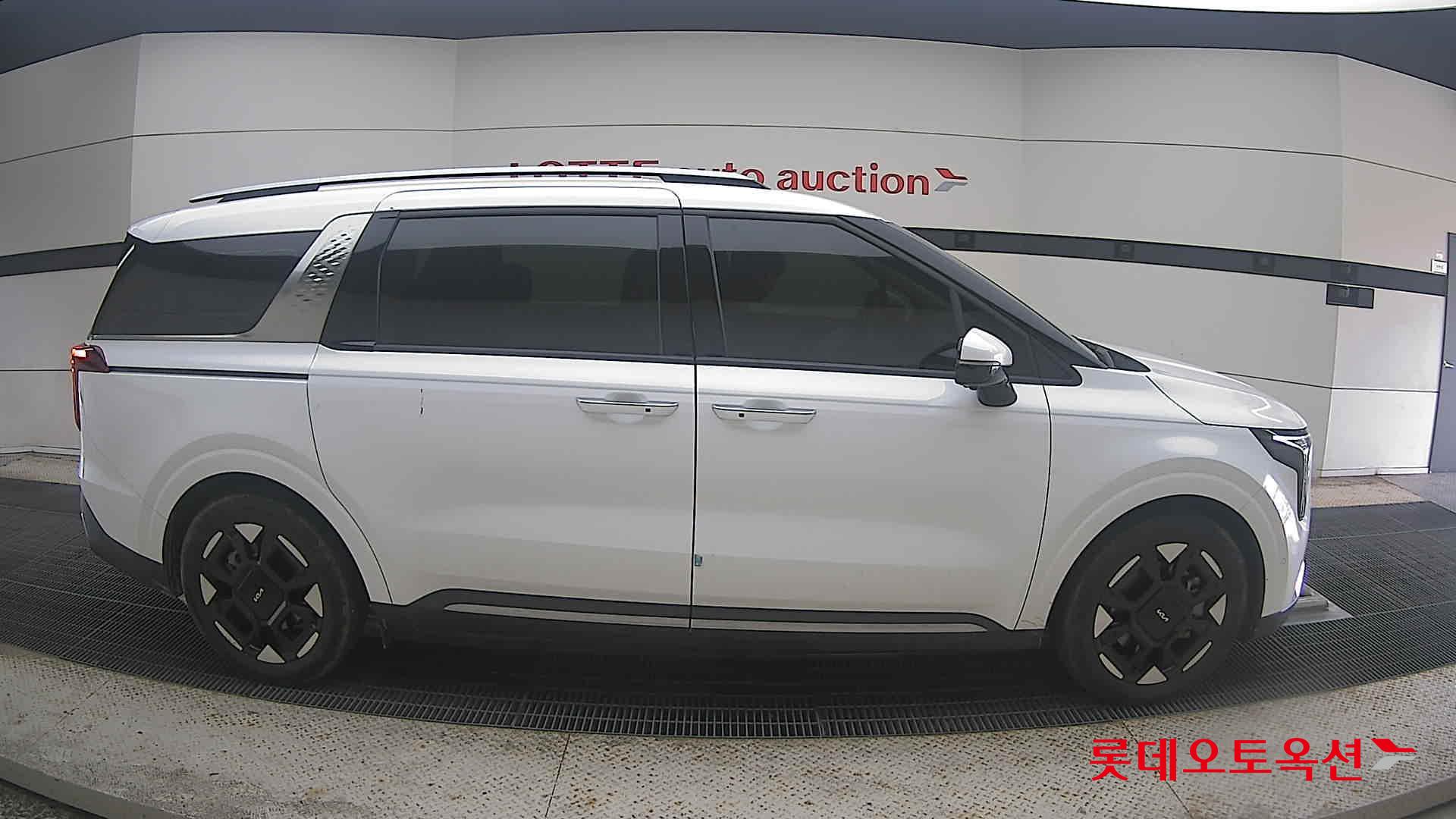 2024 - kia carnival
