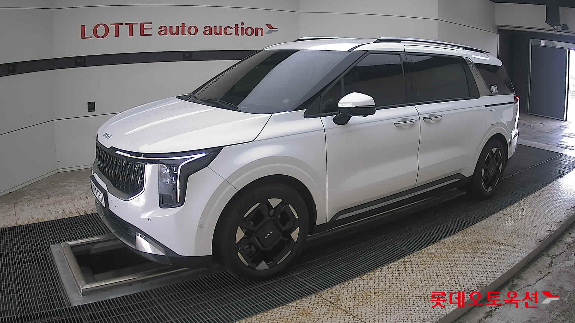 2024 - kia carnival